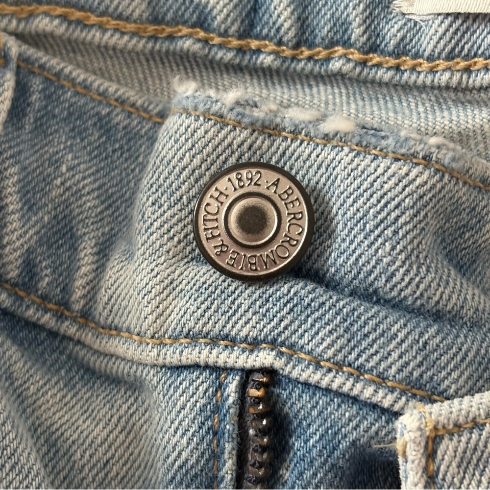 Abercrombie High Rise 90s Relaxed Jean xshort size 24 - Picture 3 of 7